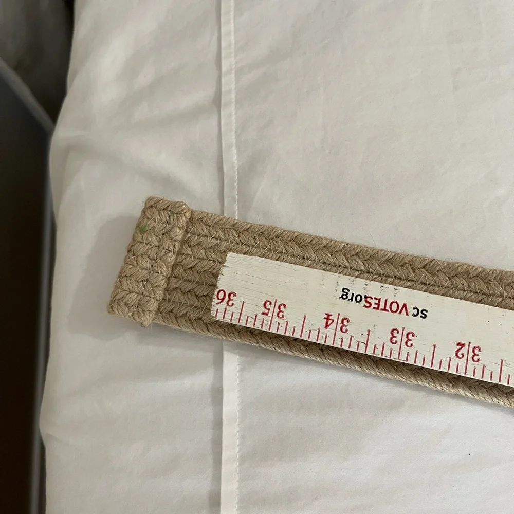 Beige Woven Belt with Faux Wooden Buckle - Picture 4 of 4